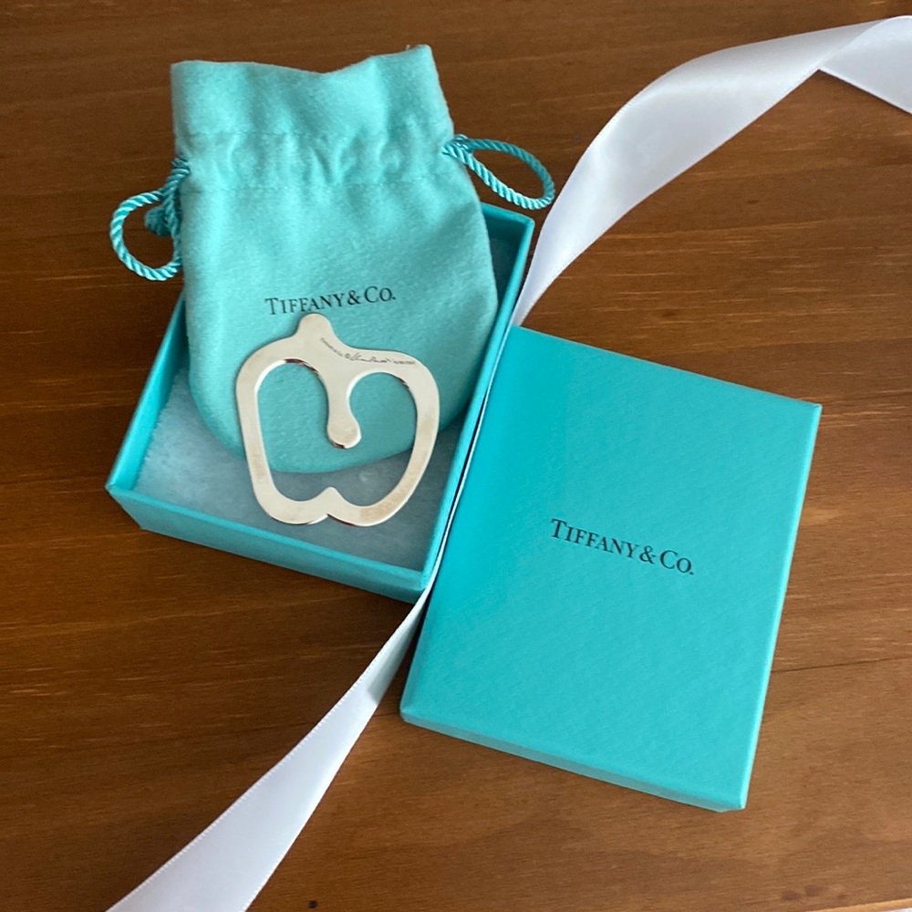 Tiffany & Co., Elsa Peretti sterling silver Apple bookmark